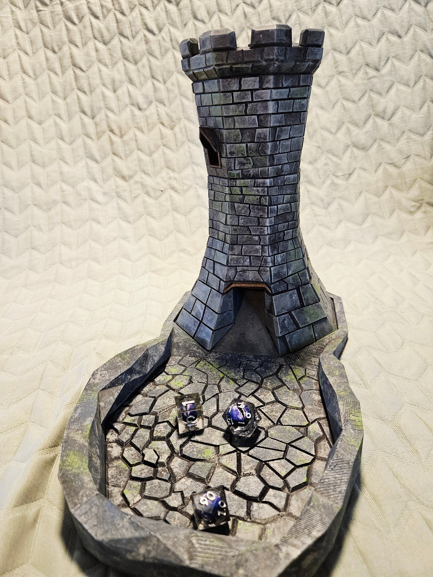 Handpainted Dice Tower (Moss)